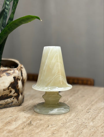 Onyx Lamp – Illuminate Your Space with Natural Elegance