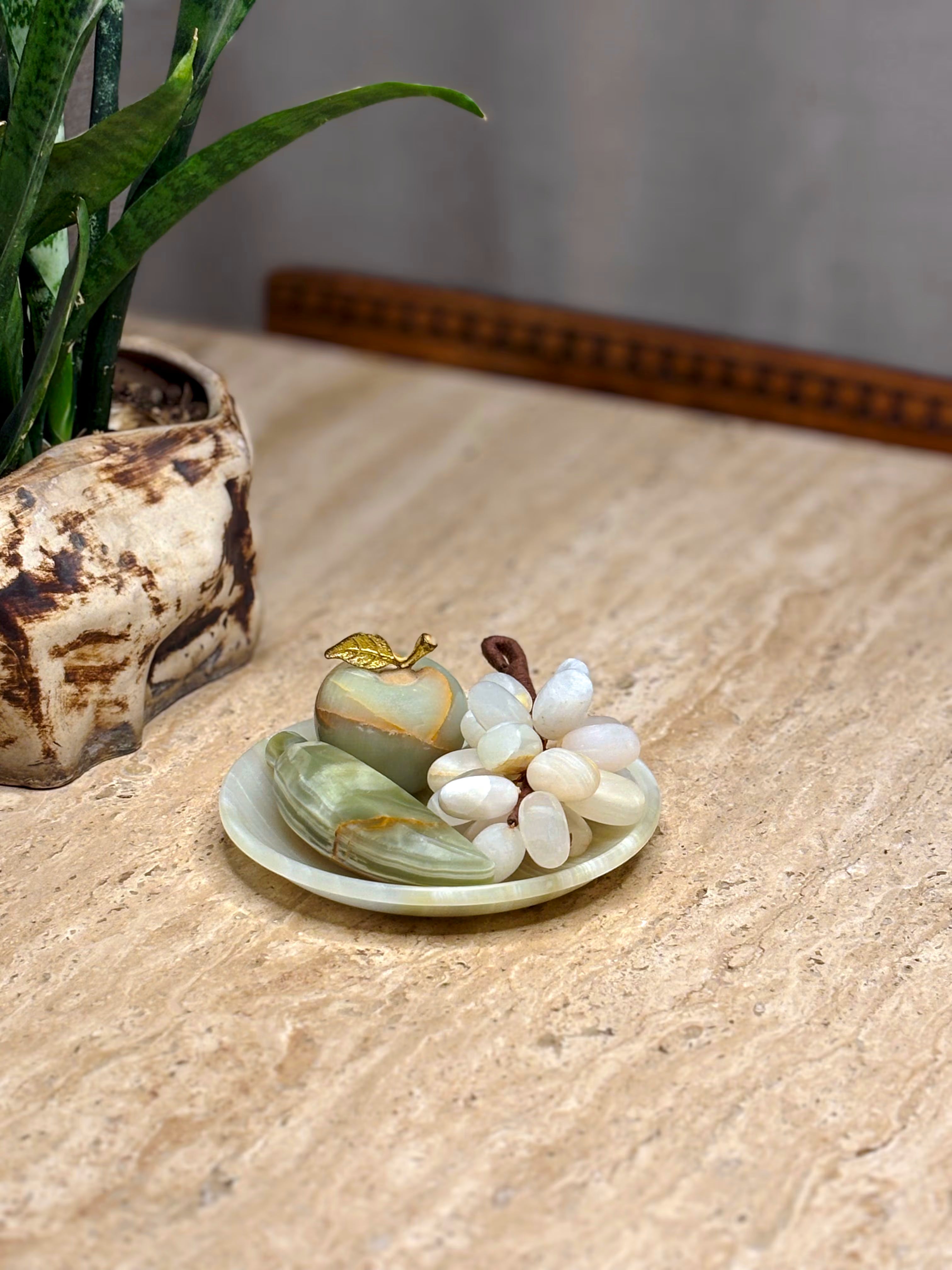 Onyx Fruit Platter