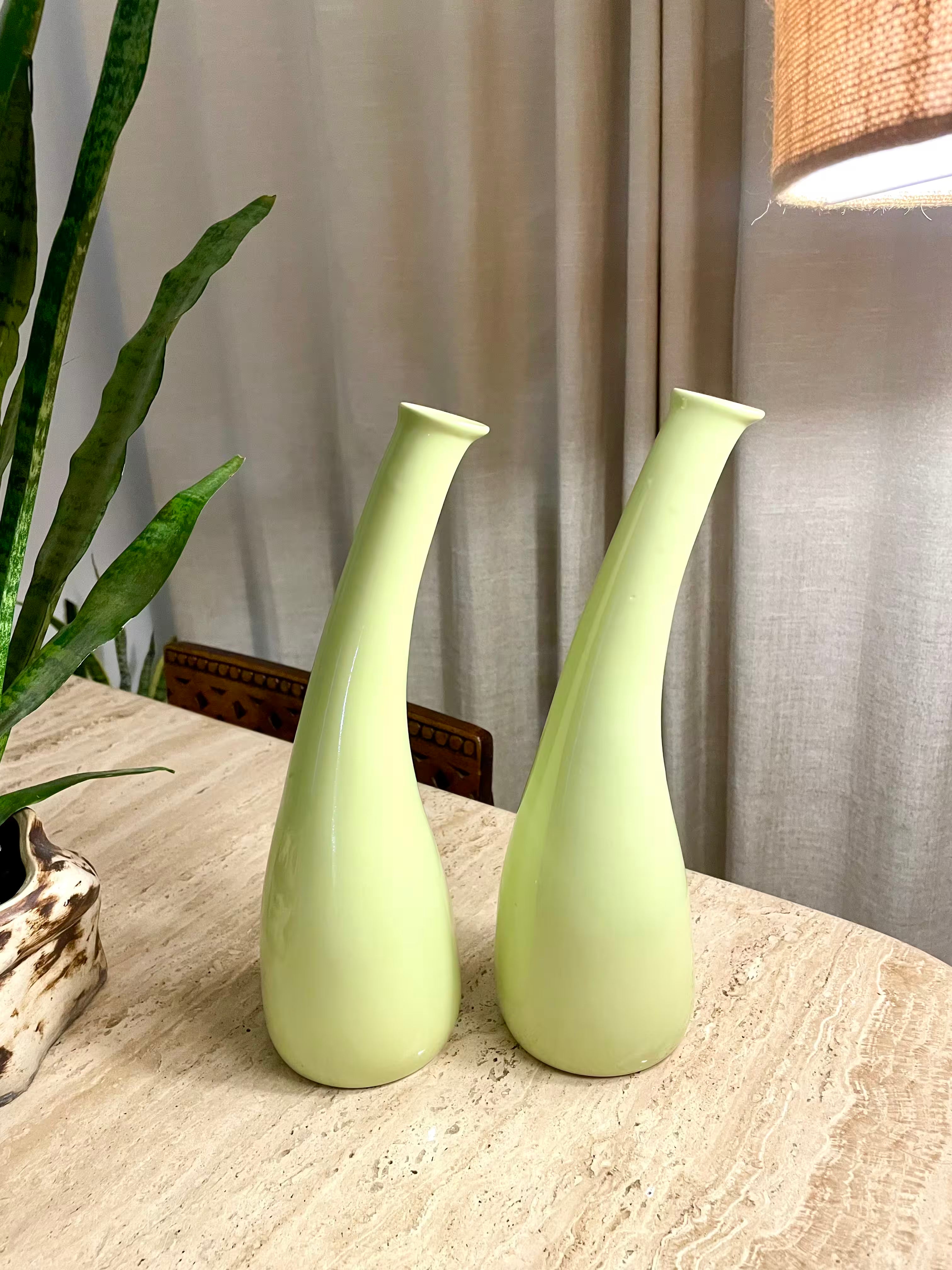 Pista Porcelain Flower Vase set