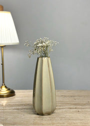 Taru Porcelain Flower Vase