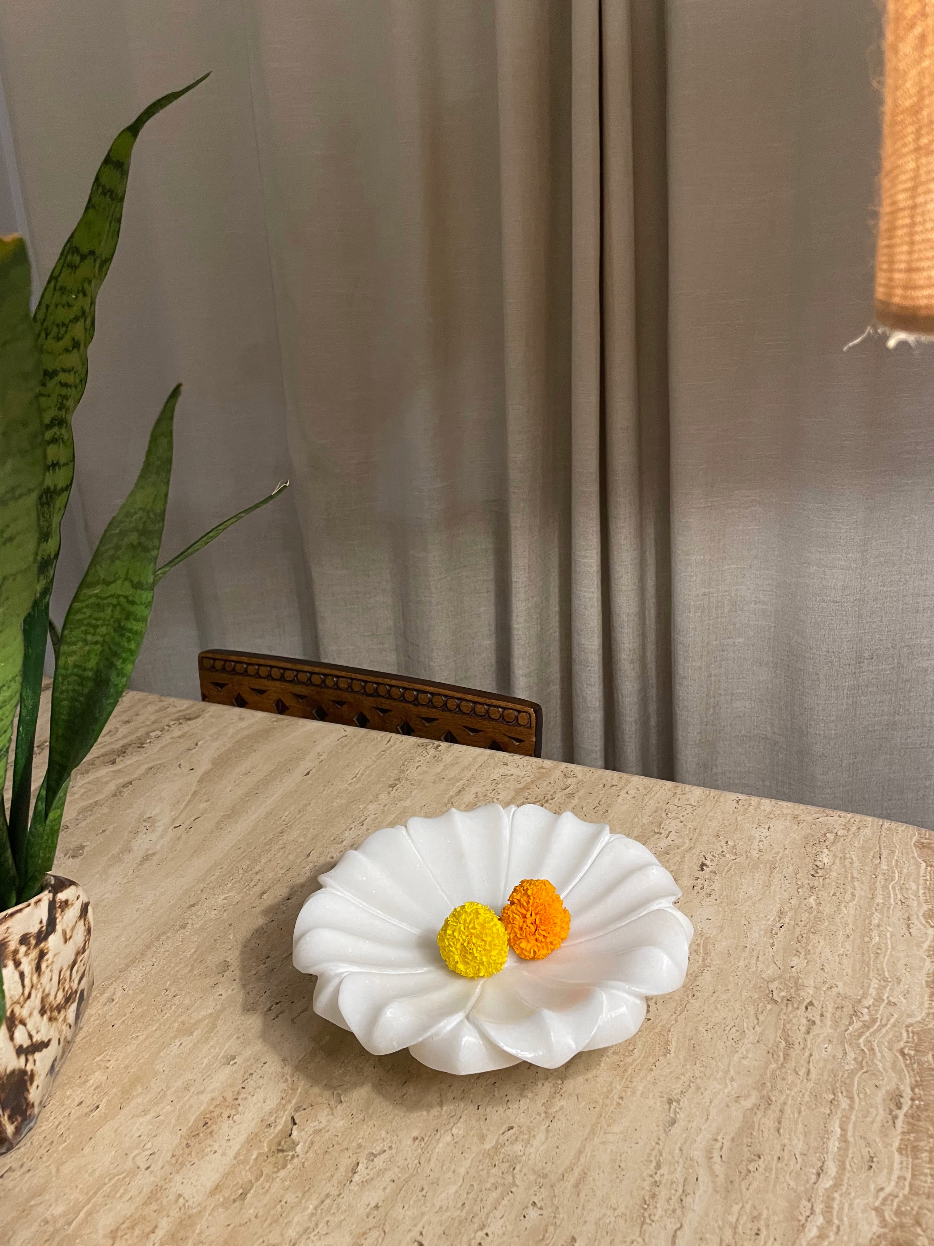 Upalam White Marble Urli Small