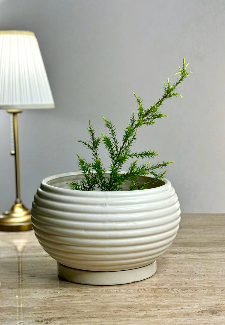 Vistrit Ceramic Planter
